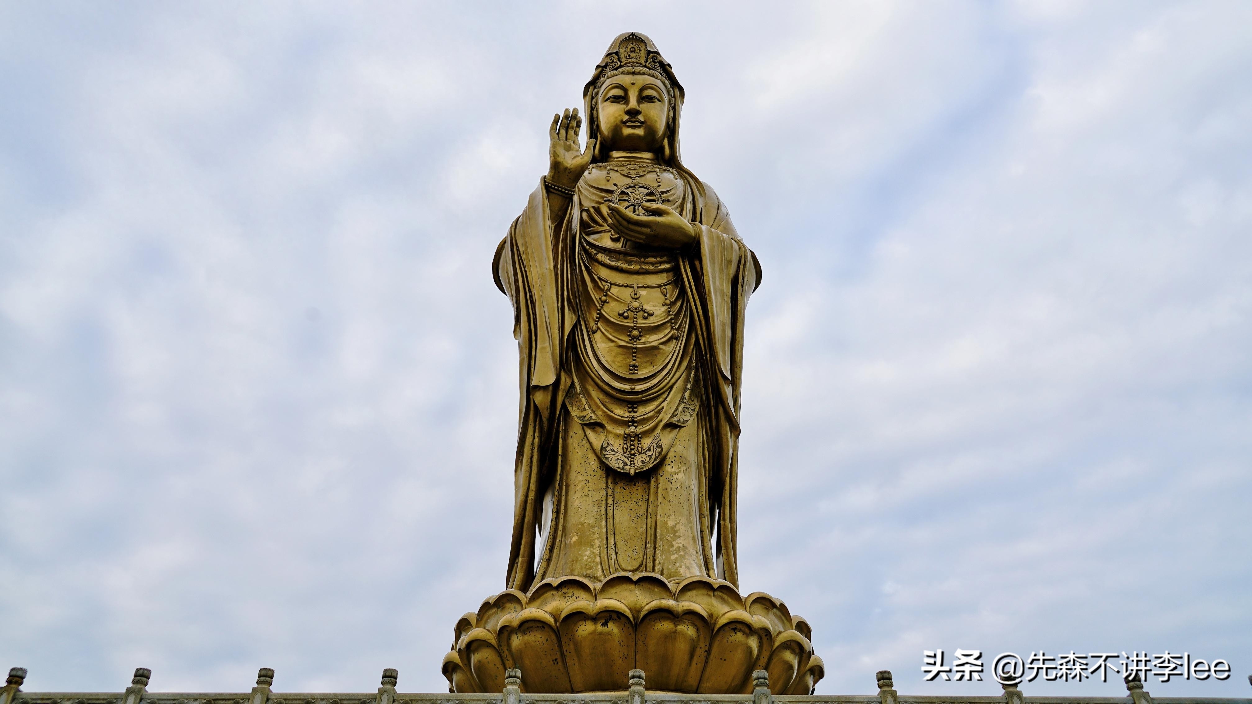 南海观音在哪个地方（普陀山明明在浙江东海，为何称菩萨为南海观音？外地游客都糊涂了）(图3)