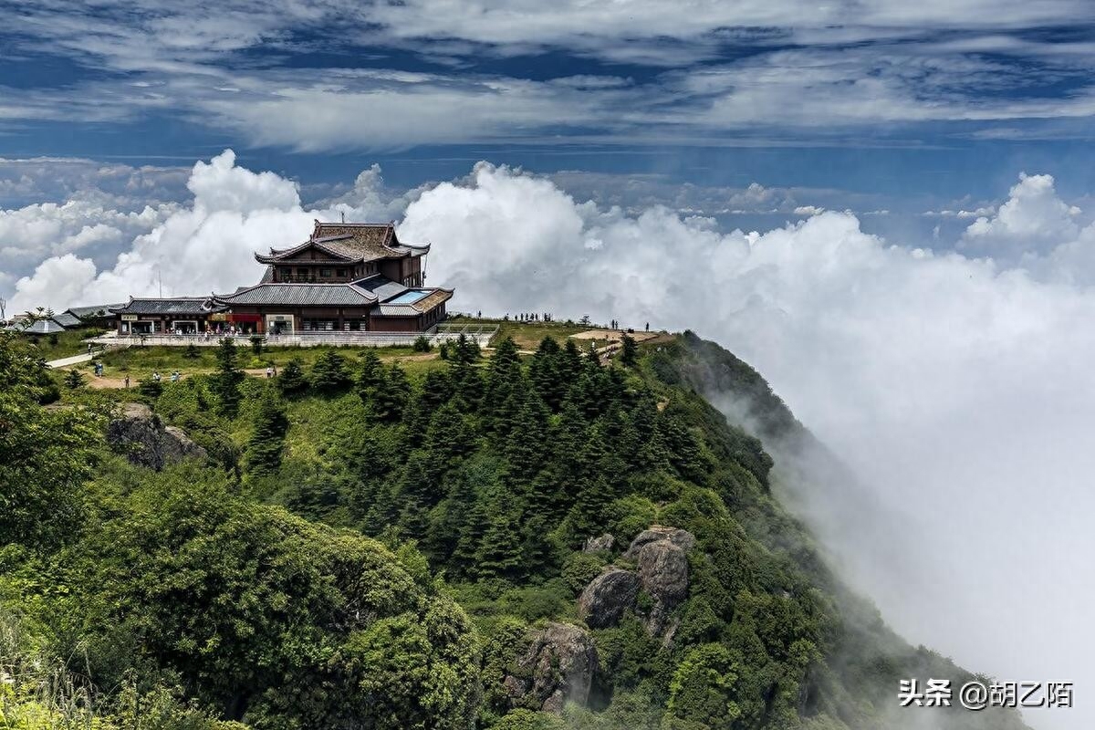 中国的四大名山（中国最著名的4大佛教名山，看看你去过几个？）(图8)