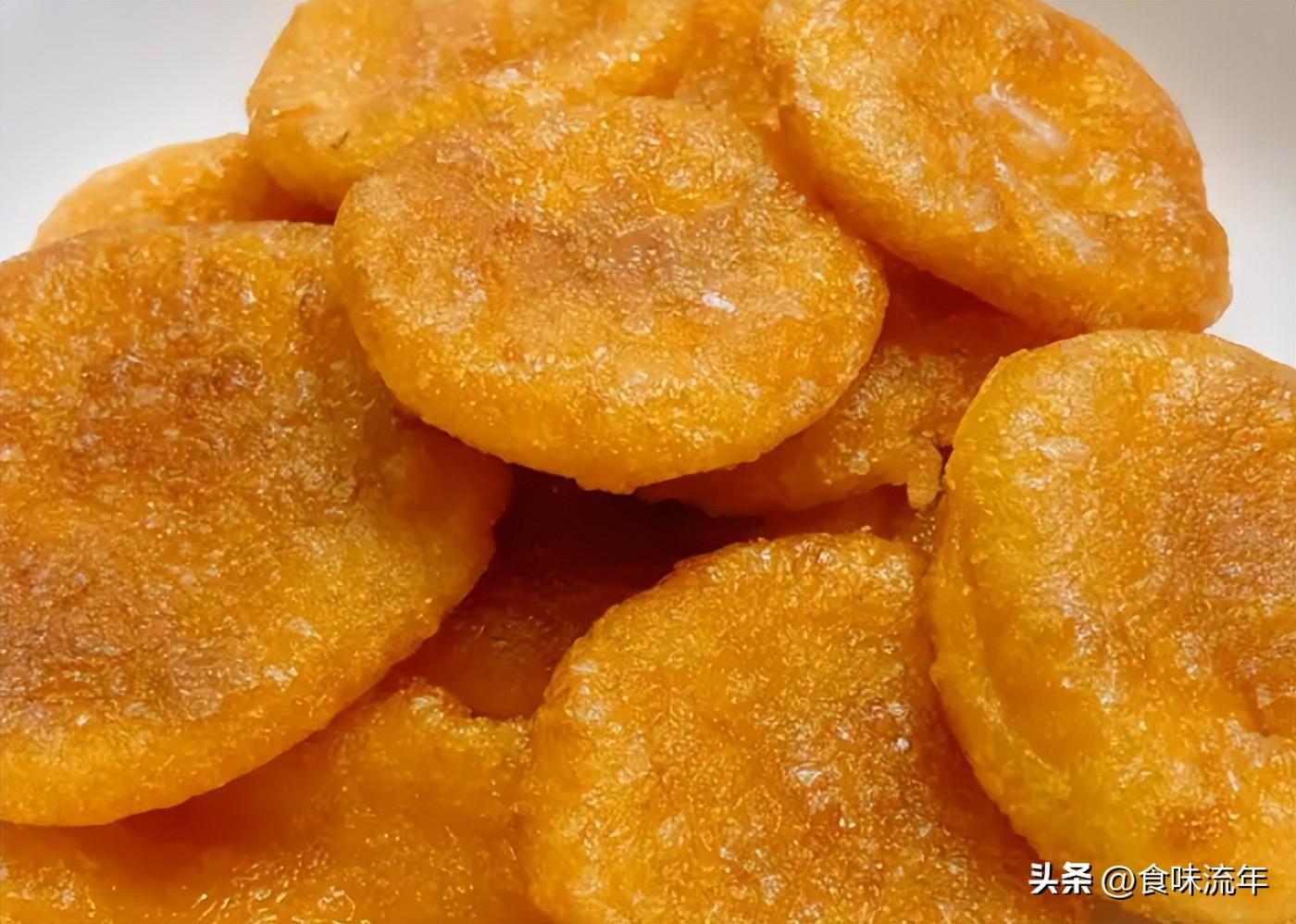 南瓜饼的做法家常做法（买2个小南瓜，教你做好吃的南瓜饼，外酥里糯，家人都爱吃）(图3)