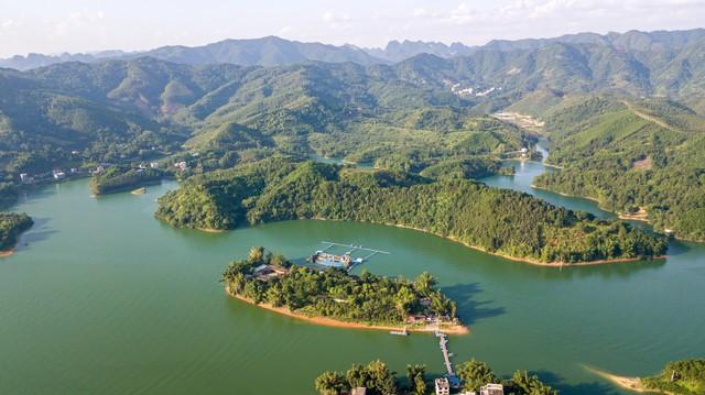 巴马景区旅游景点介绍（广西巴马：世界长寿之乡的由来、景点与长寿村的奥秘）(图4)